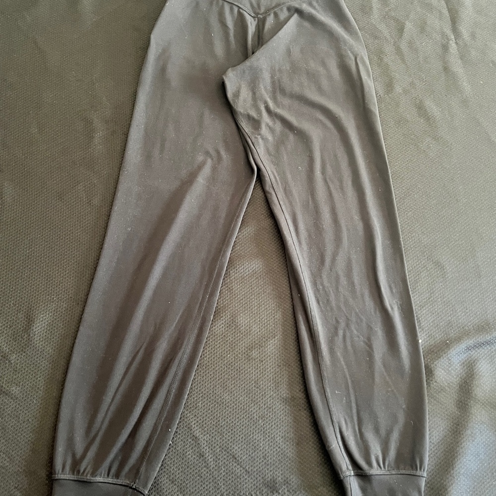 Lululemon black High-Waisted Leggings - Picture 2 of 3
